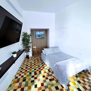 Oasis Noalys , Sardina España